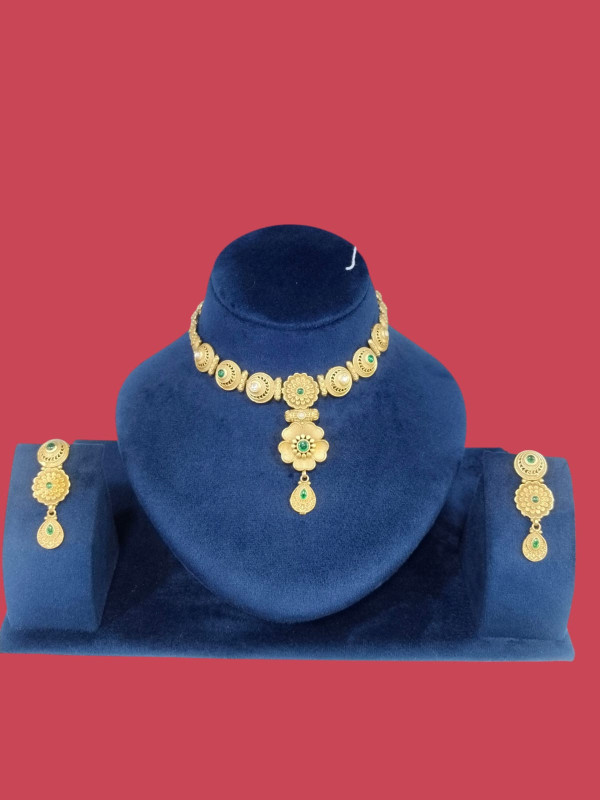 GOLD PLATED NECKLACE SET